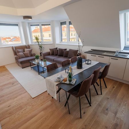 Symphony Apartments 40 - Modern Loft With Terrace And Grill In Central Location Виена Екстериор снимка