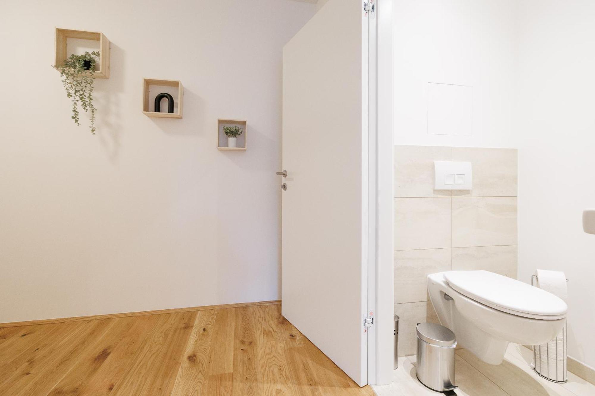 Symphony Apartments 40 - Modern Loft With Terrace And Grill In Central Location Виена Екстериор снимка