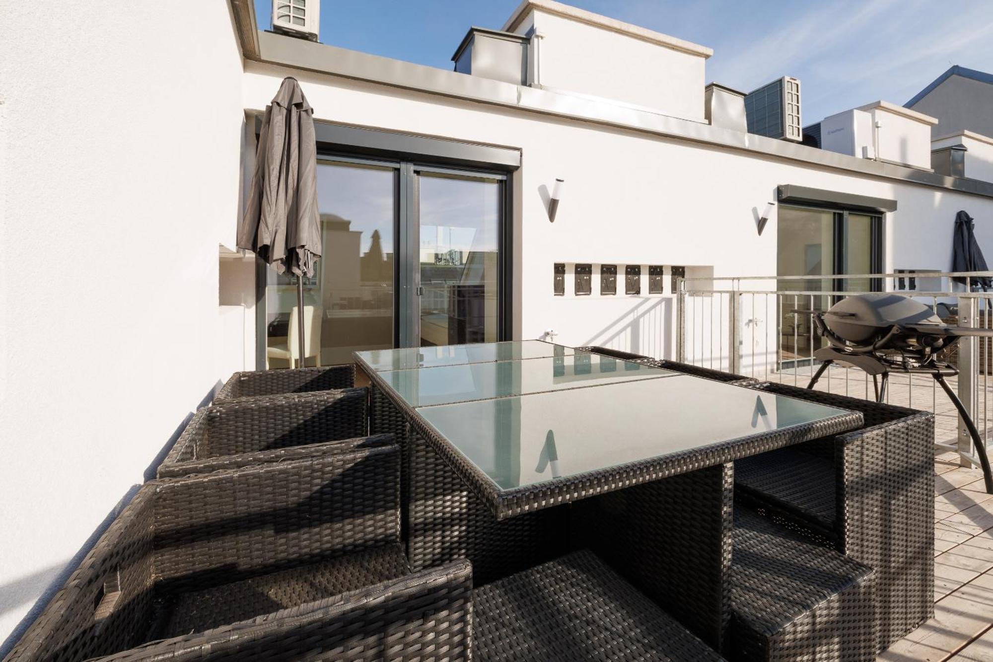 Symphony Apartments 40 - Modern Loft With Terrace And Grill In Central Location Виена Екстериор снимка
