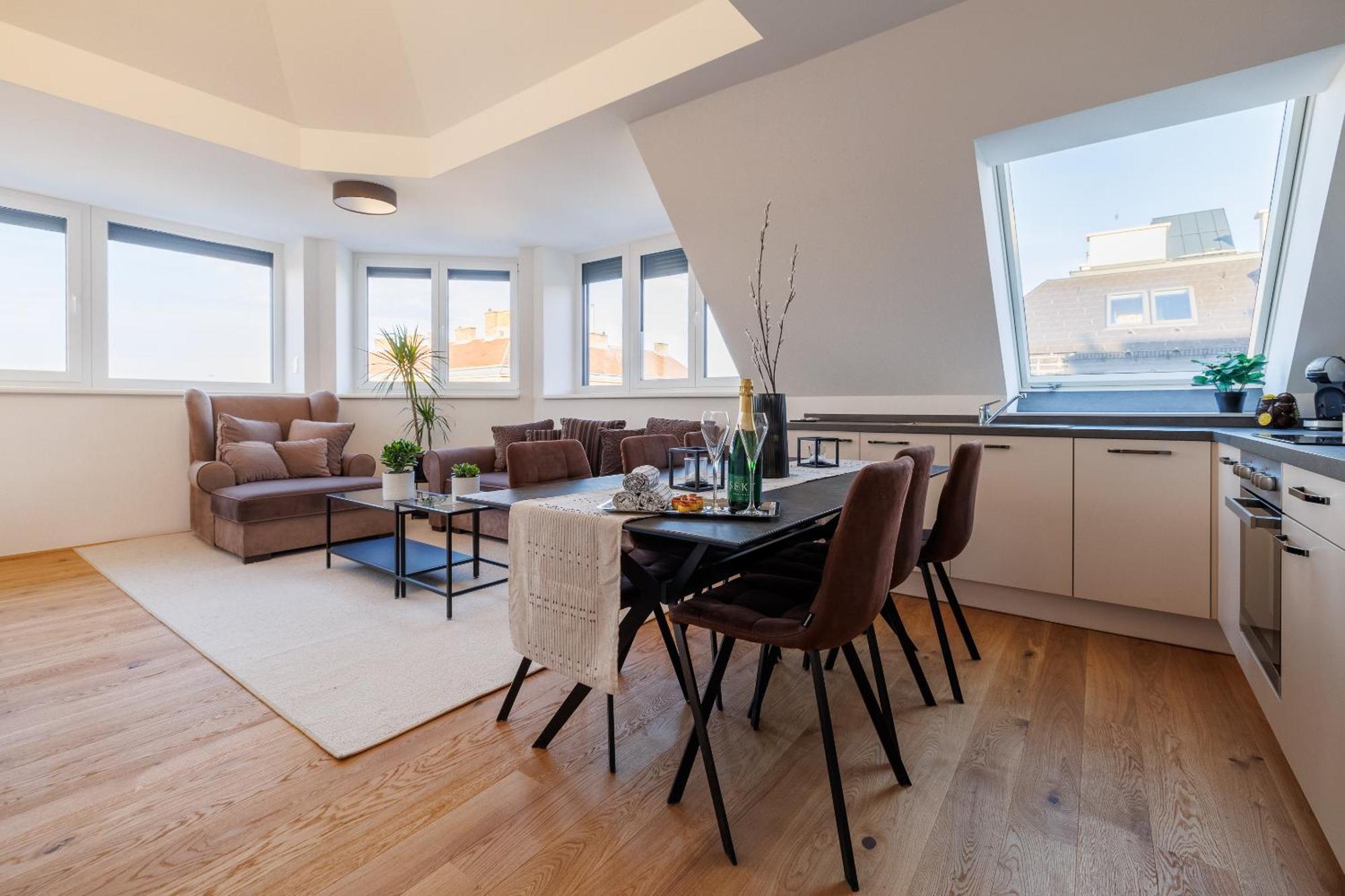 Symphony Apartments 40 - Modern Loft With Terrace And Grill In Central Location Виена Екстериор снимка