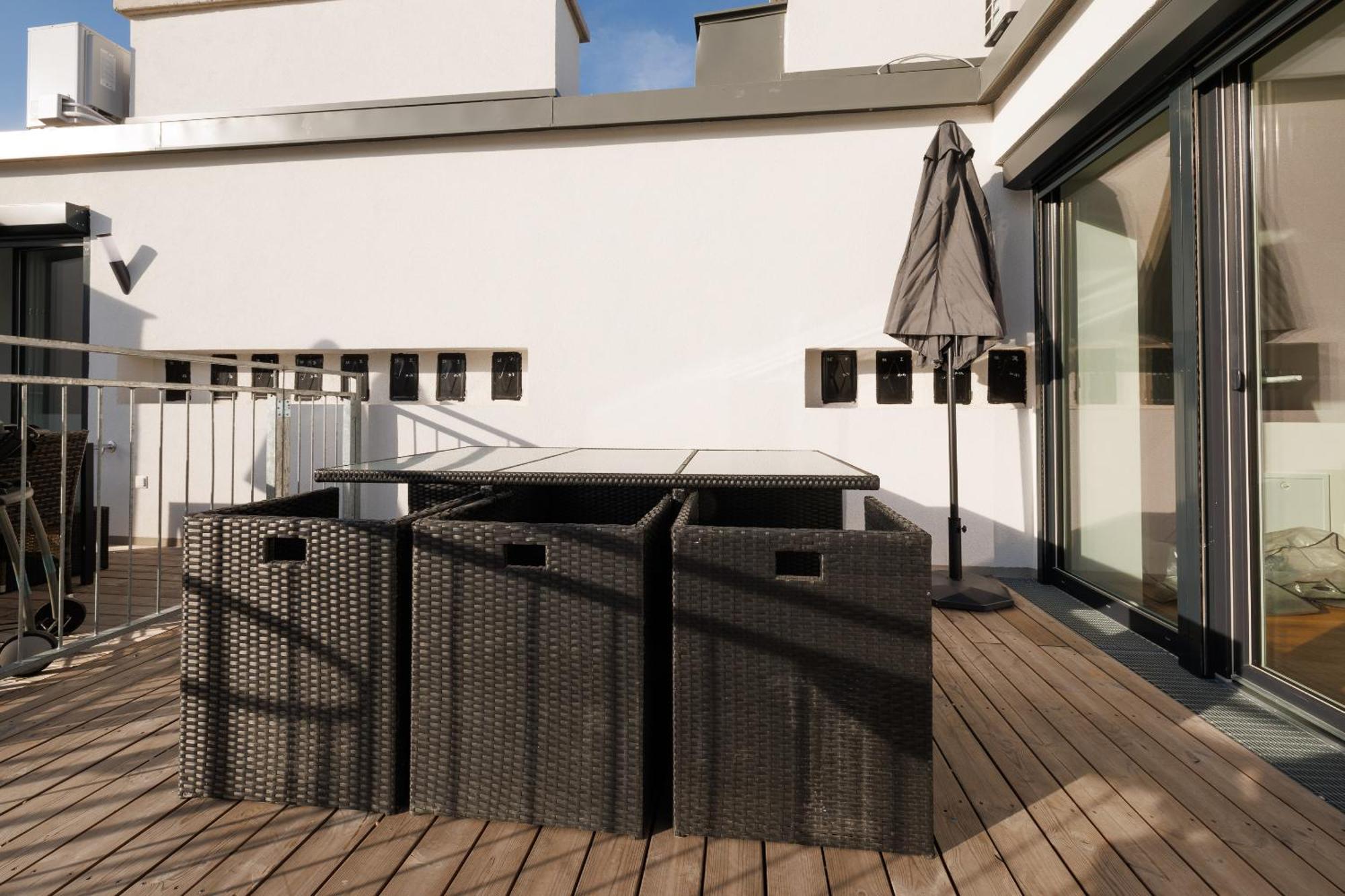 Symphony Apartments 40 - Modern Loft With Terrace And Grill In Central Location Виена Екстериор снимка