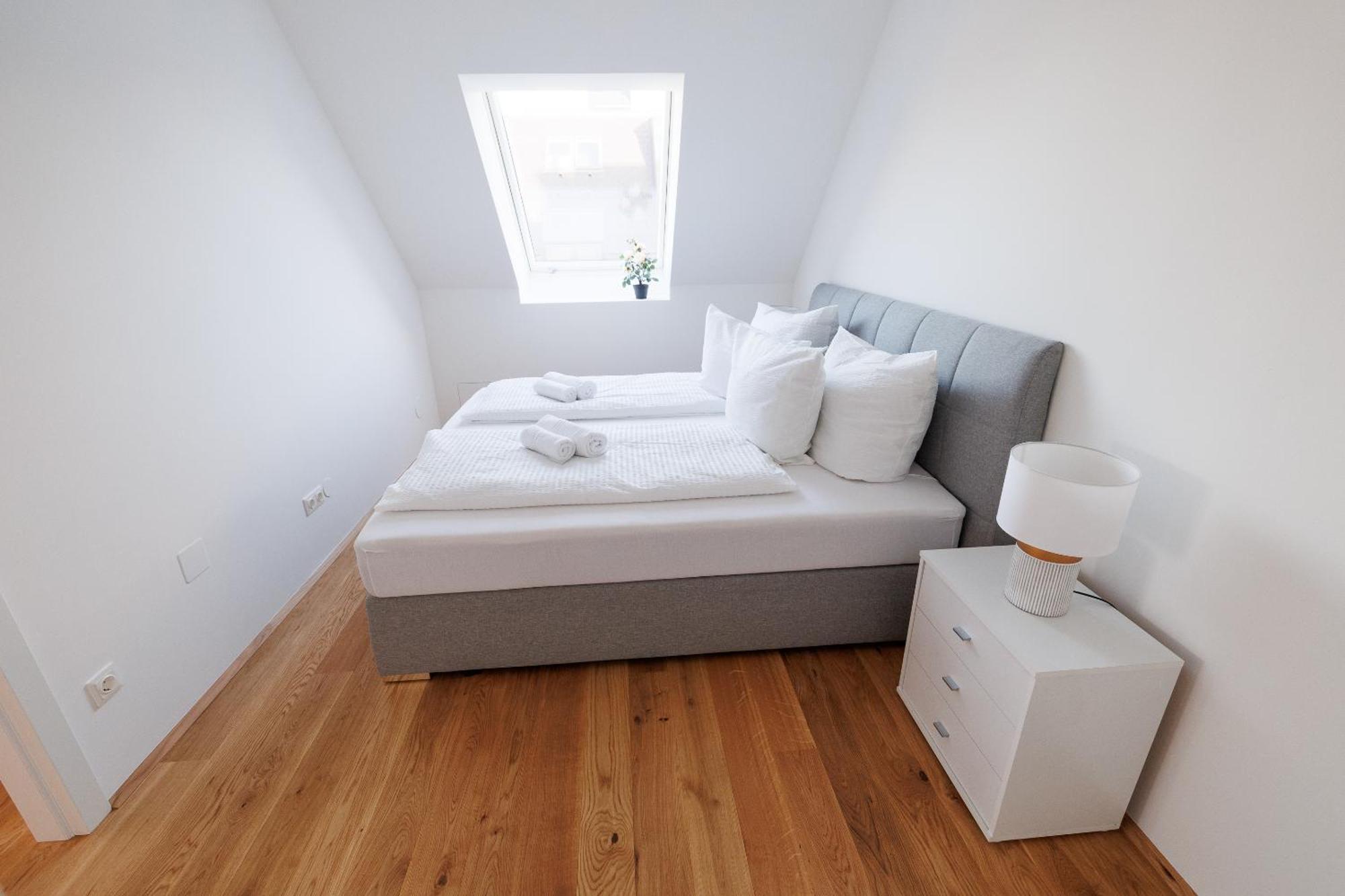 Symphony Apartments 40 - Modern Loft With Terrace And Grill In Central Location Виена Екстериор снимка